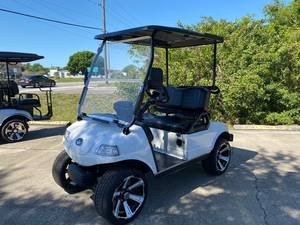 2022 Evolution Electric Vehicles Classic 2 Plus